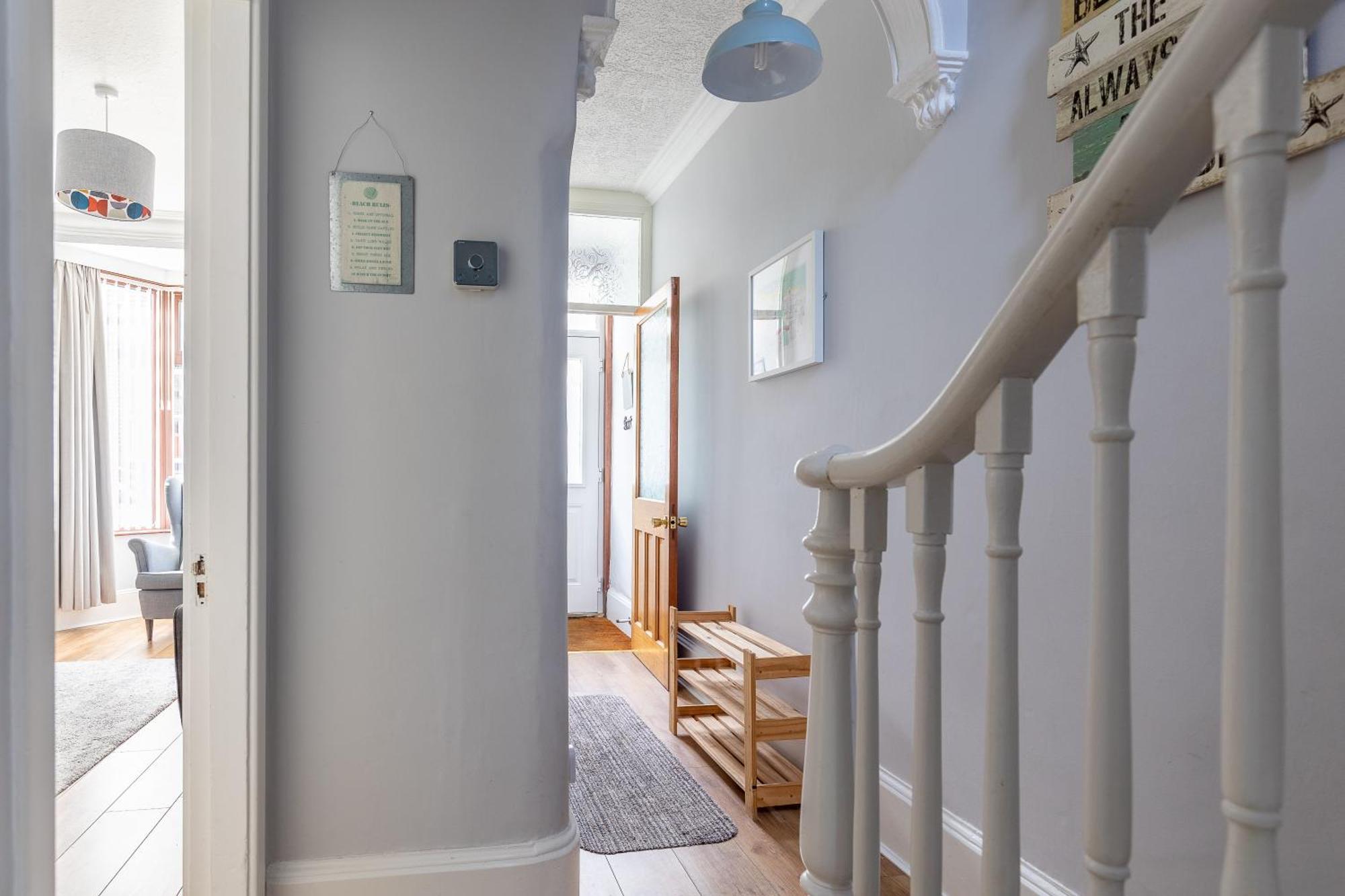 Rovers' Retreat Whitby George Street Экстерьер фото
