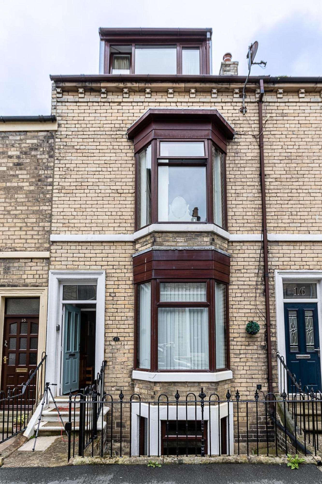 Rovers' Retreat Whitby George Street Экстерьер фото